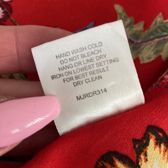 Romeo & Juliet Couture classy wrap deep V neck dress EUC - Picture 6 of 9